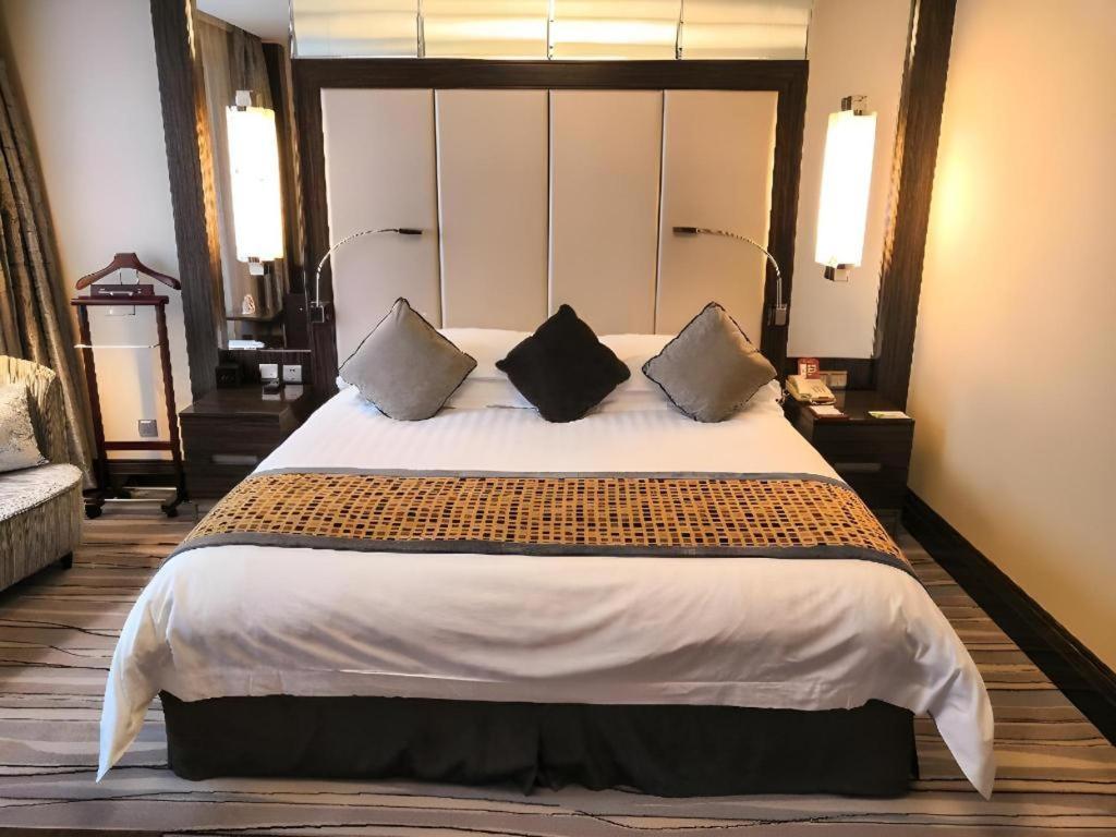 Grand Soluxe Zhongyou Hotel Šanghaj Exteriér fotografie