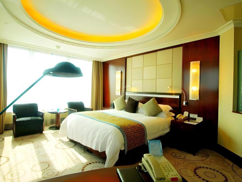 Grand Soluxe Zhongyou Hotel Šanghaj Exteriér fotografie