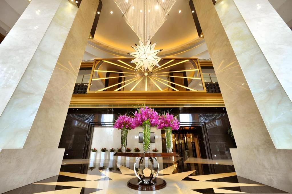 Grand Soluxe Zhongyou Hotel Šanghaj Exteriér fotografie